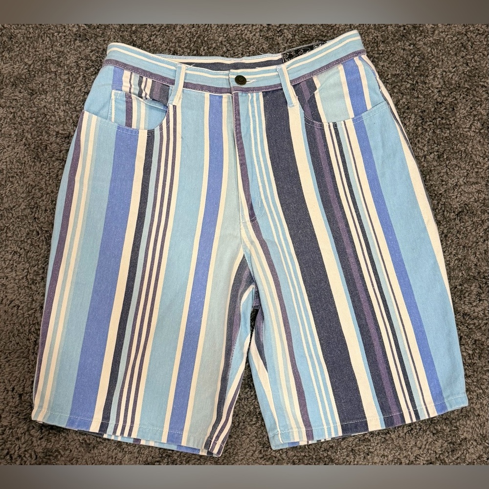 Not Guilty Mom Shorts VINTAGE Womens 11/12 Vibrant Striped Pattern High Rise Y2K
